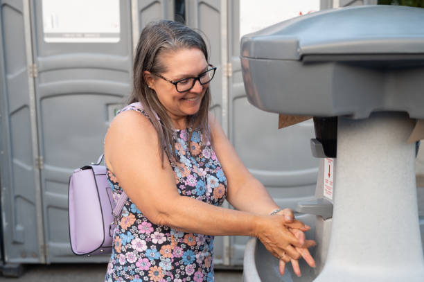 Portable Toilet Options We Offer in Mountain View, NC